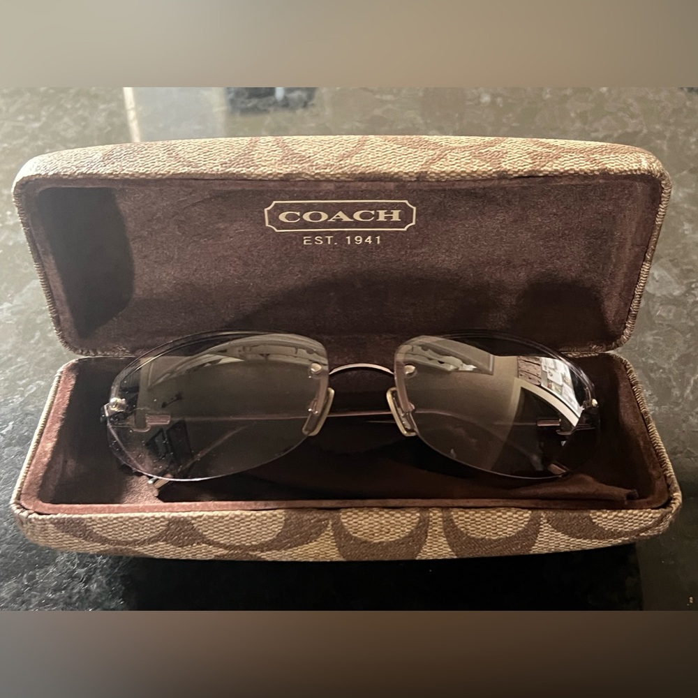 Coach Westport S323 Rose Sunglasses Rare. 100% authentic COACH glasses & case